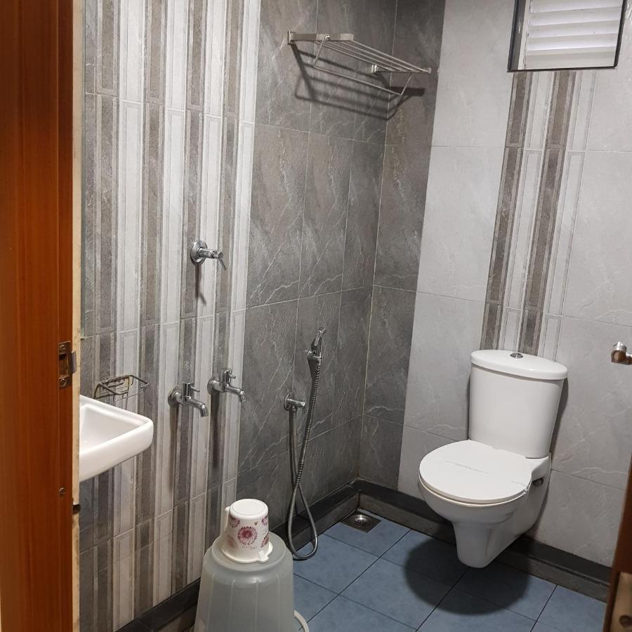 The Galaxy Suites Kochi Exterior foto